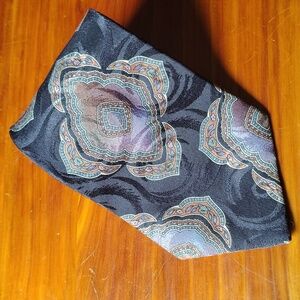 Vintage 100% Silk Santavelli Tie